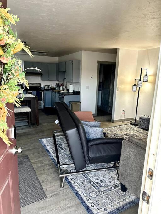 Comfortable 2Br Apt Central Fairbanks Extérieur photo