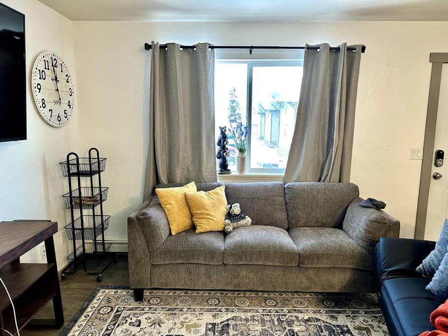 Comfortable 2Br Apt Central Fairbanks Extérieur photo