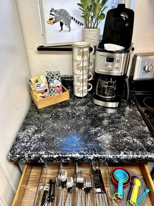 Comfortable 2Br Apt Central Fairbanks Extérieur photo