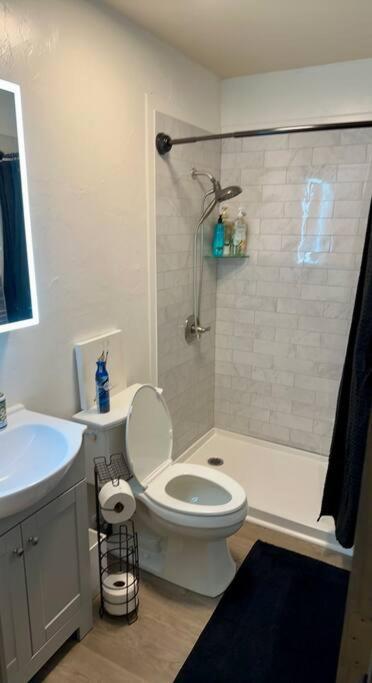 Comfortable 2Br Apt Central Fairbanks Extérieur photo